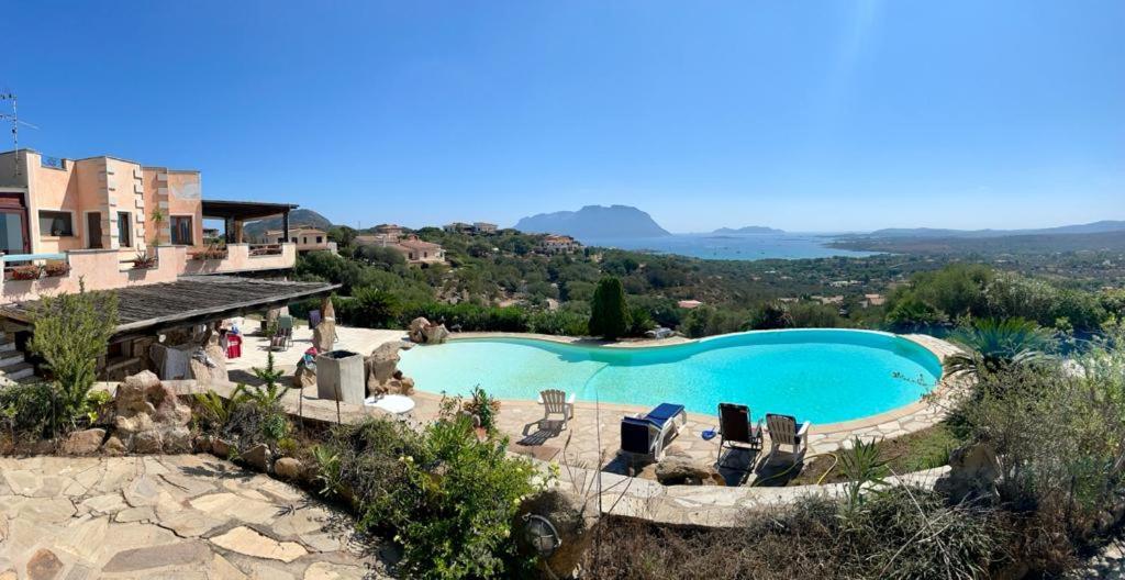 Villa And Pool Tavolara View Porto Istana 외부 사진